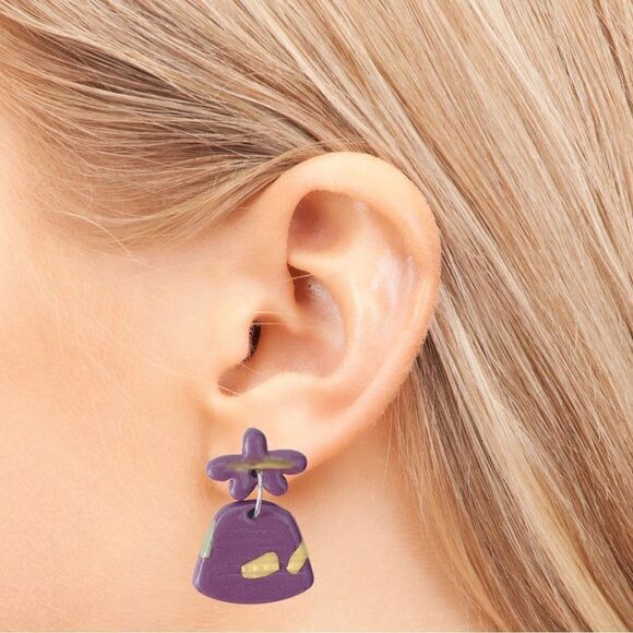 Funky Star Shaped Purple Clay Earrings Hypoallergenic - Picture 5 of 5